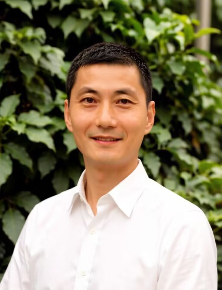 Herr Chen